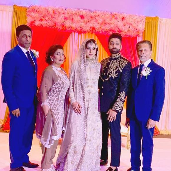 Meet your Posher, Gulshan - Picture 1 of 1